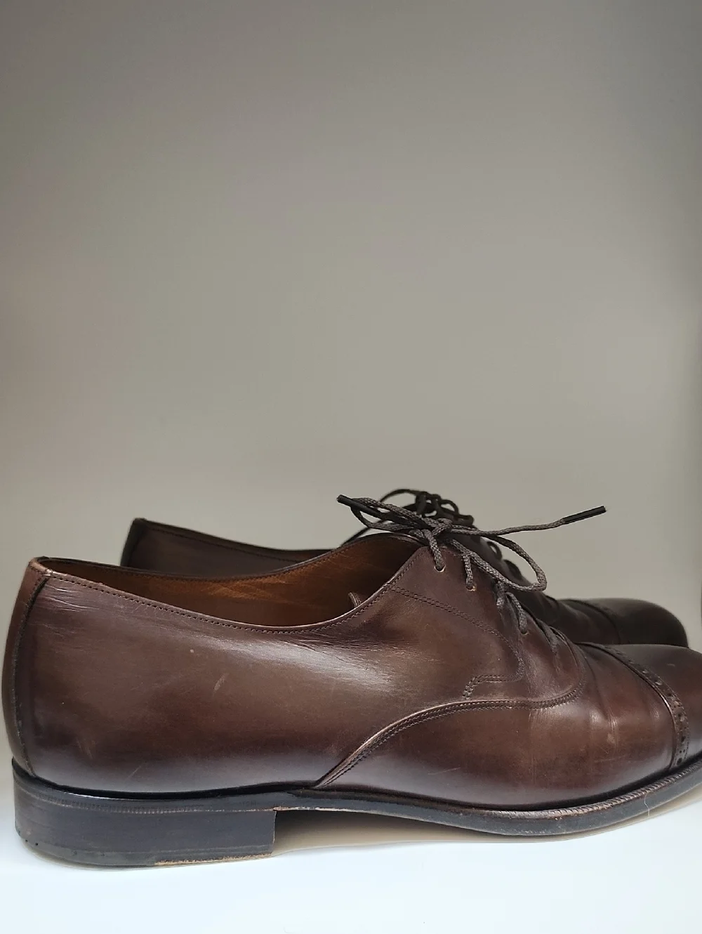 Bally London 712 Size 8d Classic Brown Leather Cap-Toe Oxford Dress Shoes